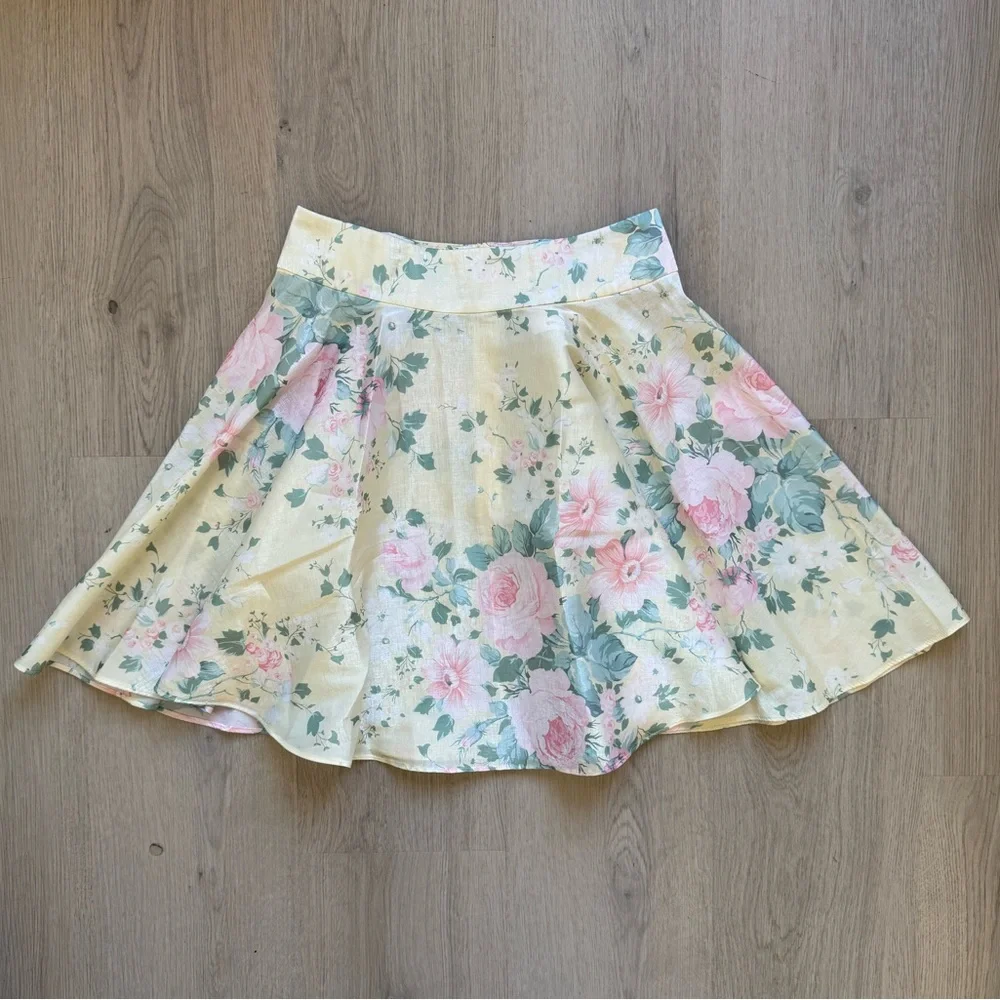 Selkie Paper Doll Fantasy Floral A-Line Skirt in Pale Yellow and Pink Size XS